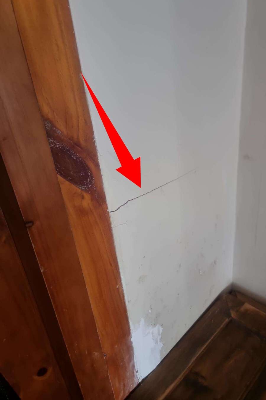 Wall Small Defect Walls - Major Defect Checklist | Aus Property Report